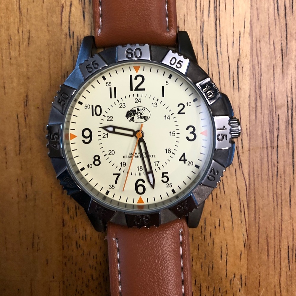 Bass Pro Shops watch - men